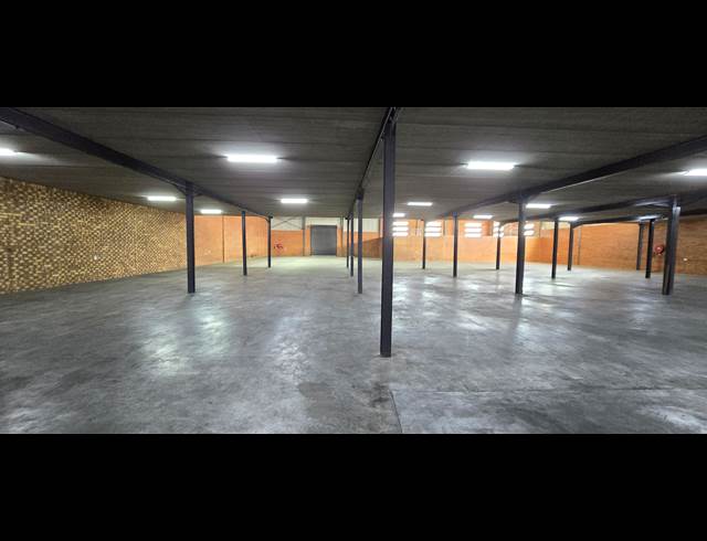 2,848M² WAREHOUSE TO LET IN ORMONDE
