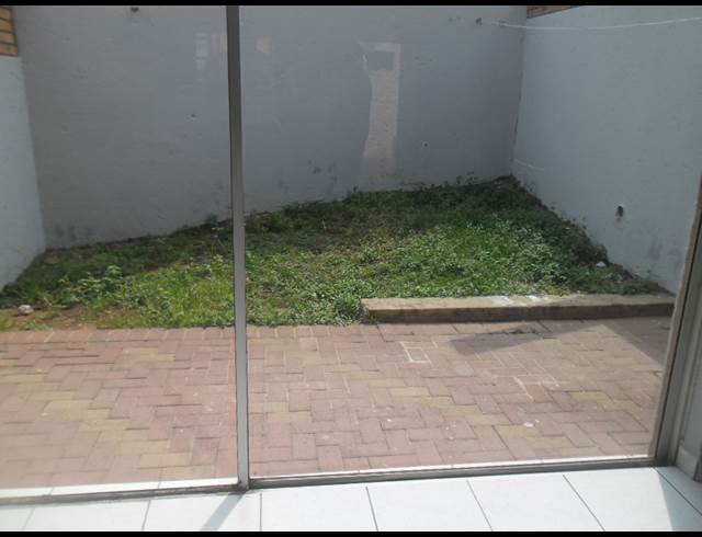 2 bed property to rent in WINCHESTER HILLS