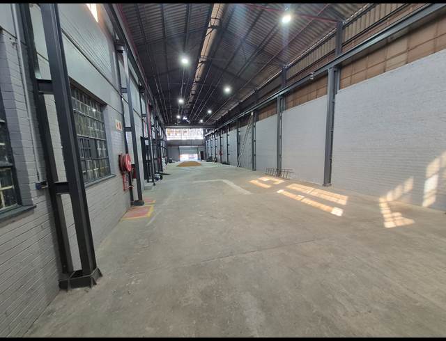 640M² FACTORY TO LET IN BENROSE