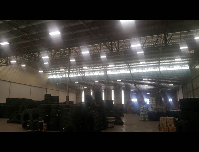 2,943M² WAREHOUSE RENTED IN POMONA