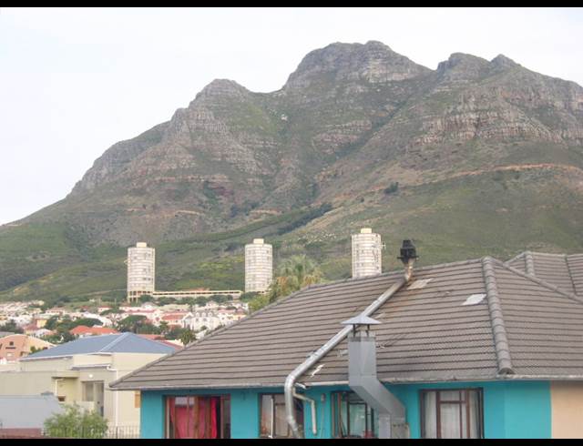 1 bed property to rent in ORANJEZICHT