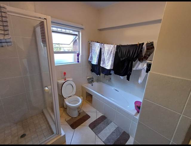 2 BEDROOM PROPERTY TO RENT IN MEYERSDAL