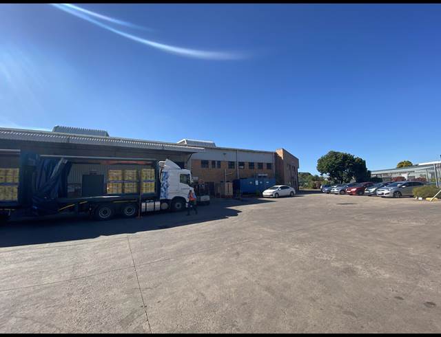 3,899M² WAREHOUSE TO LET IN WESTMEAD