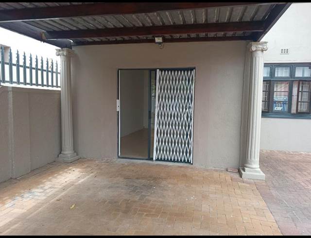 1 BEDROOM PROPERTY TO RENT IN BOSTON