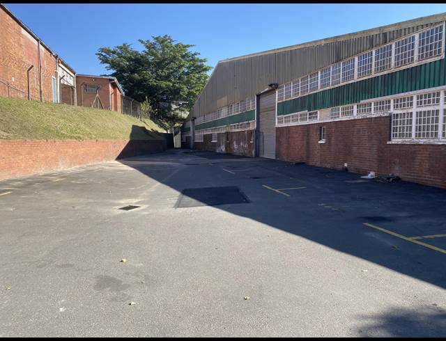 9,266M² FACTORY TO LET IN PINETOWN CENTRAL