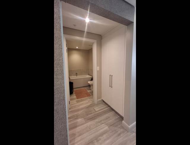 2 BEDROOM APARTMENT TO LET IN UMHLANGA CENTRAL