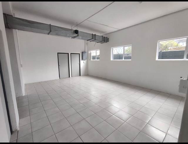 2,400M² RETAIL TO LET IN MAITLAND