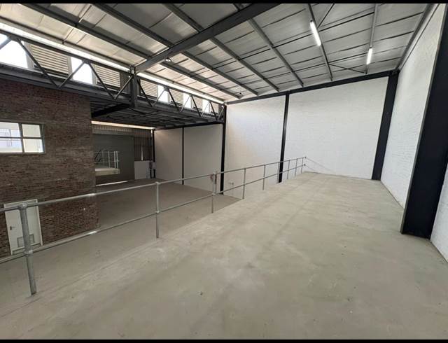 464M² WAREHOUSE TO LET IN FIRGROVE