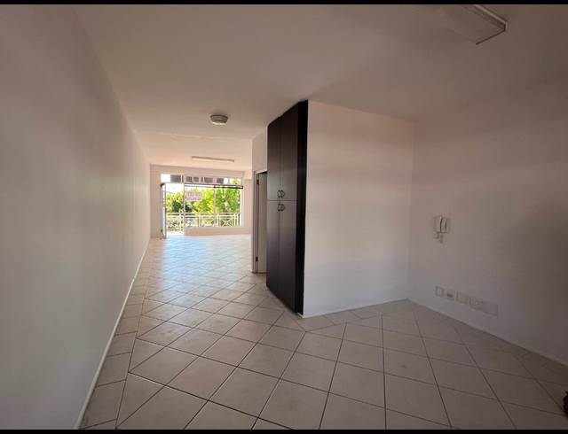 50M² OFFICE RENTED IN WESTLAKE