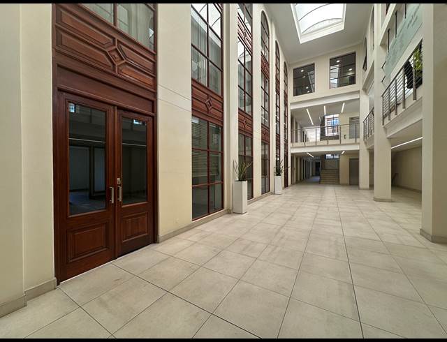 162M² OFFICE TO LET IN SANDTON CENTRAL