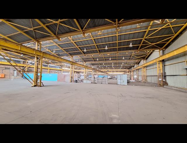 4,000M² WAREHOUSE TO LET IN STORMILL