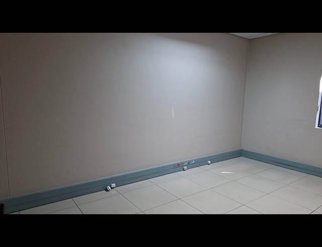 78M² OFFICE TO LET IN SONHEUWEL