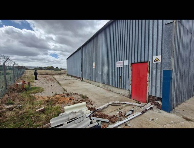 3,000M² WAREHOUSE TO LET IN ATLANTIS CENTRAL