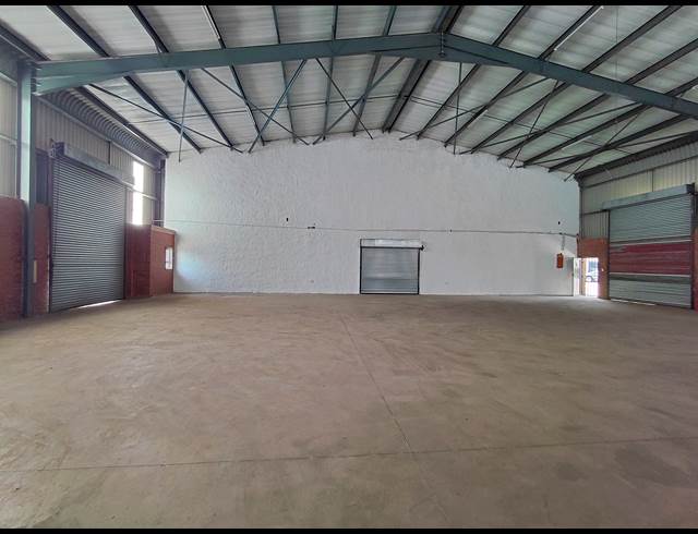 381M² WAREHOUSE TO LET IN CLAYVILLE