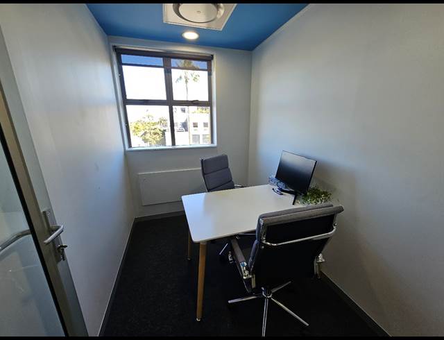 1,083M² OFFICE TO LET IN CENTURY CITY