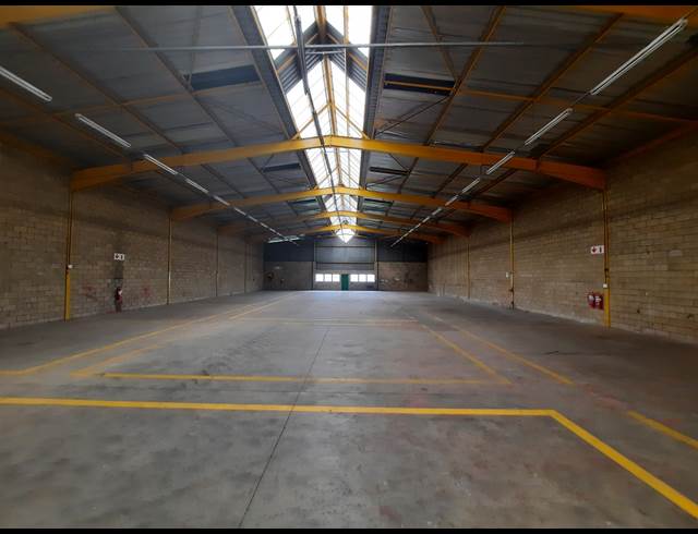 1,047M² WAREHOUSE TO LET IN ROBERTVILLE