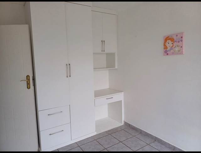 3 bed property to rent in DIE HOEWES