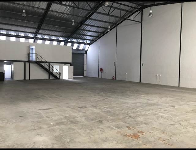 1,135M² WAREHOUSE TO LET IN EPPING INDUSTRIAL
