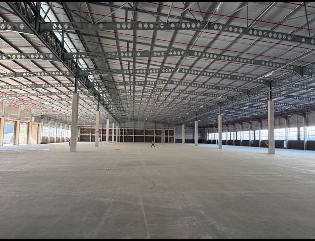 10,222M² WAREHOUSE TO LET IN MOUNT MORIAH