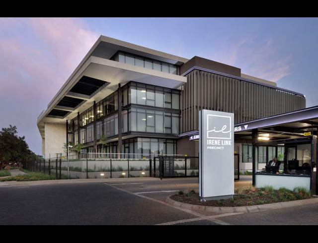 1,056M² OFFICE TO LET IN DORINGKLOOF