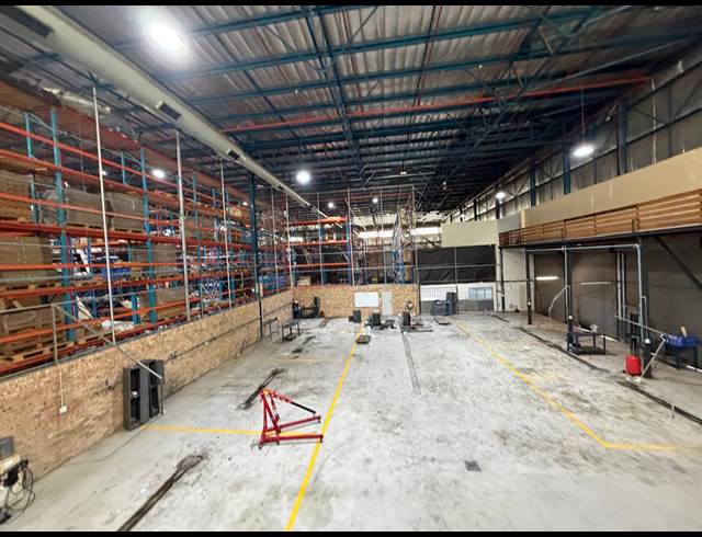 6,876M² WAREHOUSE TO LET IN RANDJESPARK