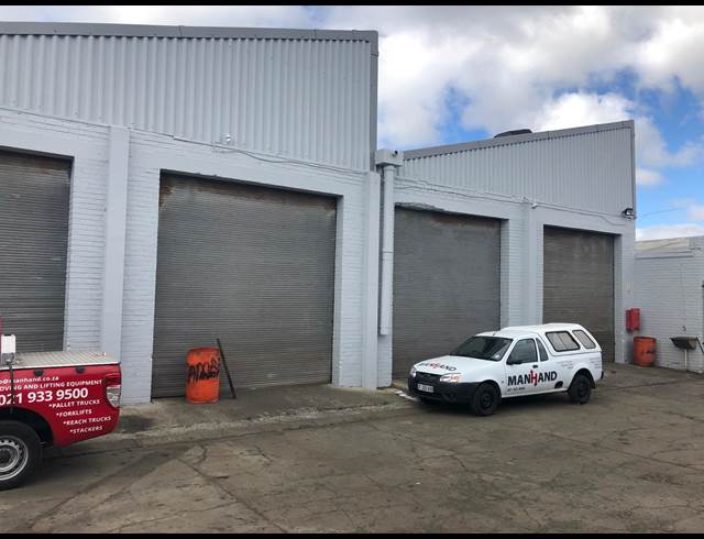 1,600M² WORKSHOP TO LET IN TRIANGLE FARM
