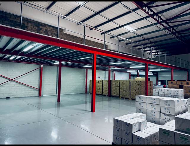 859M² WAREHOUSE TO LET IN CORNUBIA