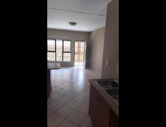 2 BEDROOM PROPERTY TO RENT IN ELSPARK