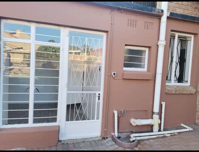 2 bed property to rent in CHRISVILLE