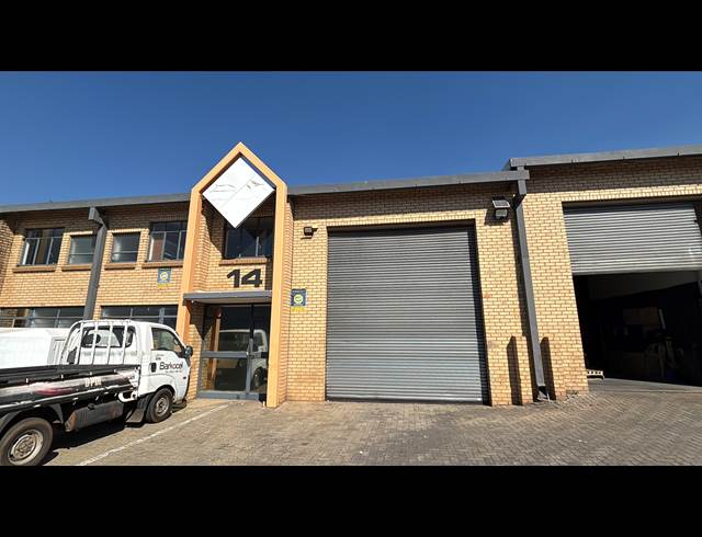 333M² WAREHOUSE TO LET IN JET PARK