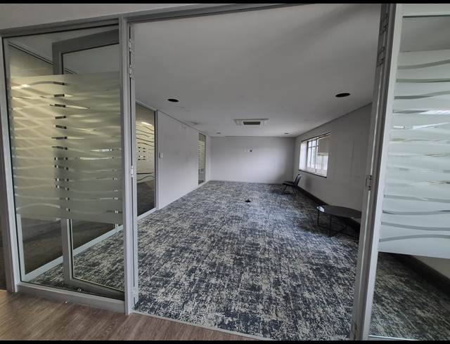 377M² OFFICE TO LET IN SANDTON CENTRAL
