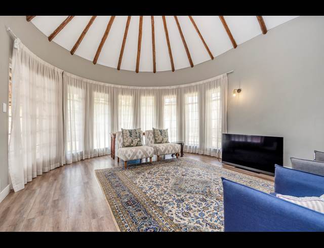 3 BEDROOM FREEHOLD RENTED IN GALLO MANOR