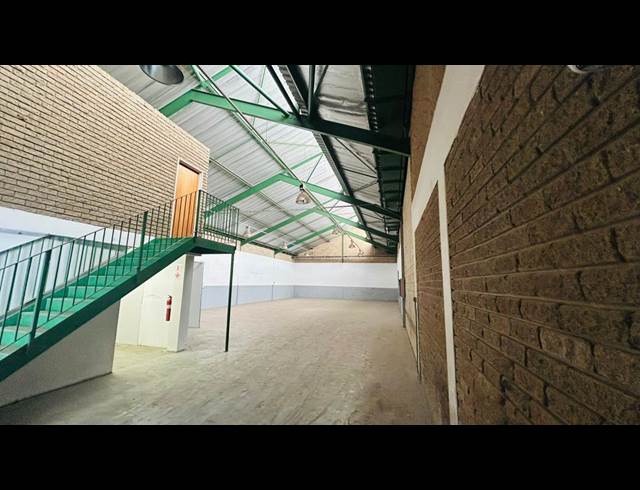 398M² WAREHOUSE TO LET IN ROBERTVILLE