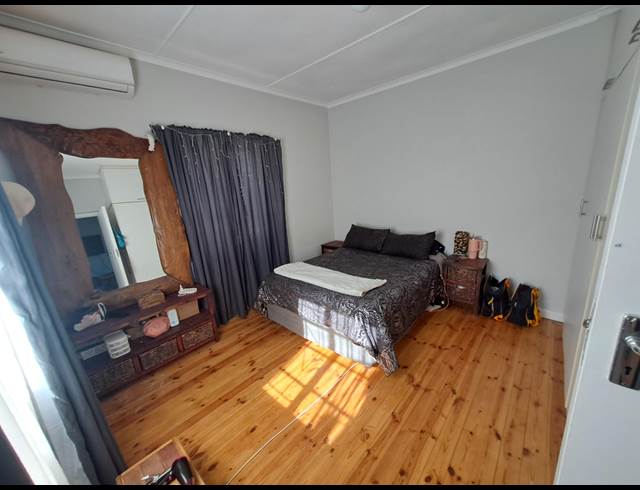 2 bed property to rent in ROUX PARK