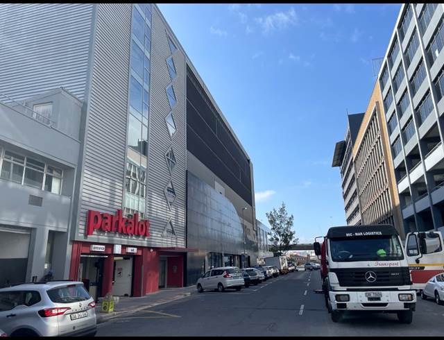 2,402M² BUILDING TO LET IN CAPE TOWN CITY CENTRE