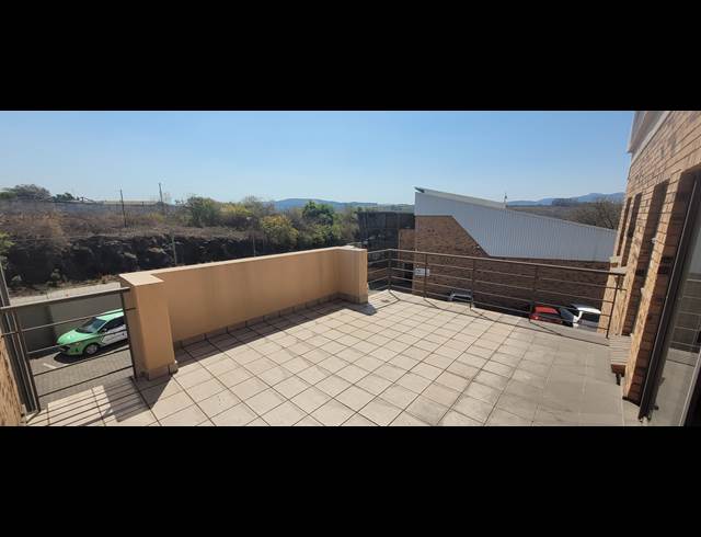 104M² OFFICE TO LET IN NELSPRUIT CENTRAL