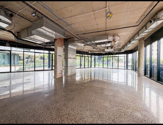 445M² OFFICE TO LET IN NEW TOWN CENTRE