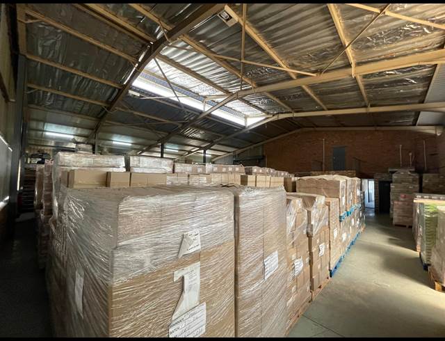 668M² WAREHOUSE TO LET IN HALFWAY HOUSE