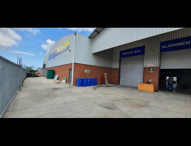 2,690M² WAREHOUSE TO LET IN AIRPORT INDUSTRIA