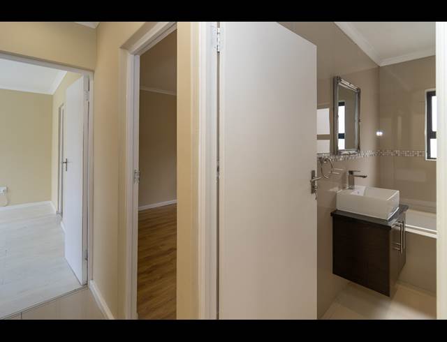 3 BEDROOM HOUSE TO LET IN PARKLANDS NORTH