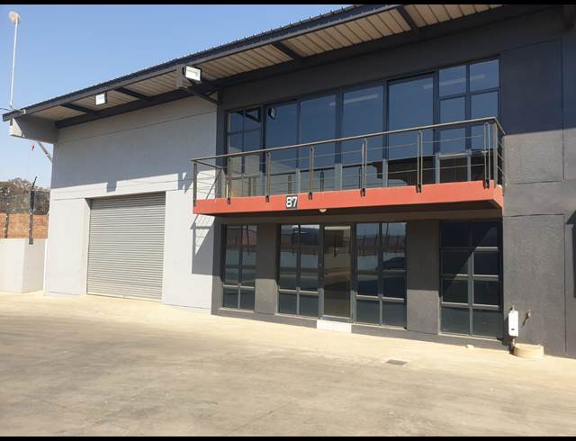 334M² WAREHOUSE TO LET IN POMONA