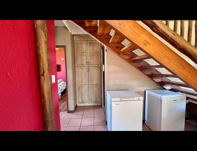 3 BEDROOM APARTMENT TO LET IN WEST ACRES