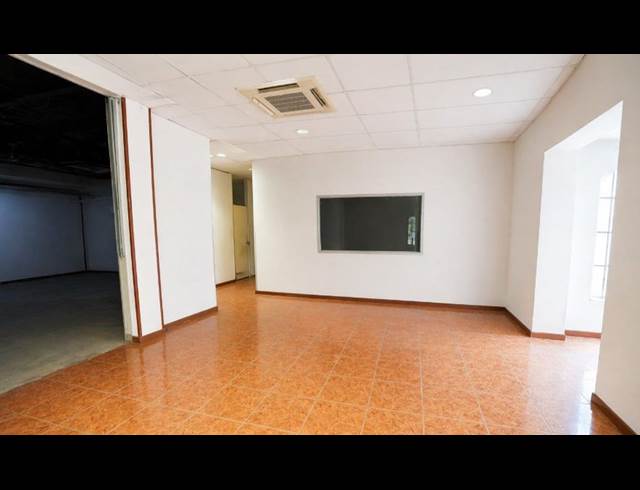 229M² BUSINESS CENTRE TO LET IN NELSPRUIT CENTRAL