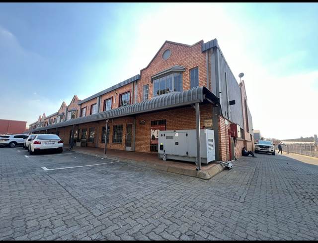 306M² WAREHOUSE TO LET IN HENNOPSPARK
