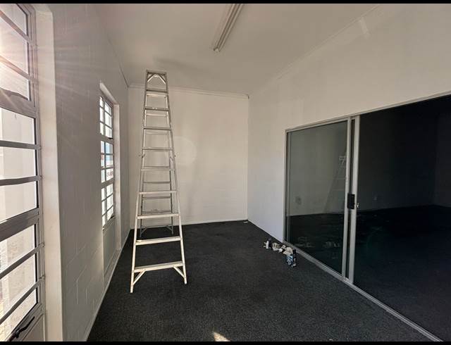 100M² WAREHOUSE TO LET IN MARCONI BEAM INDUSTRIA