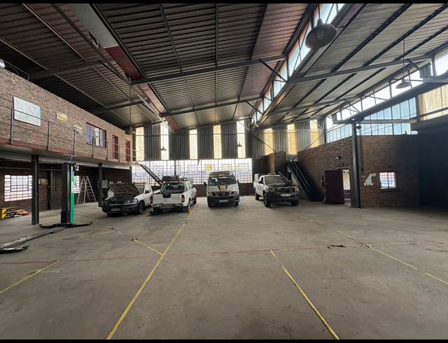 600M² WAREHOUSE TO LET IN DELVILLE