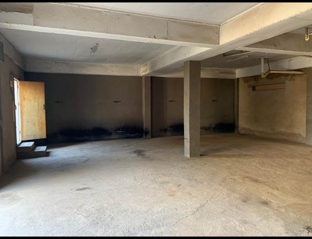 150M² WAREHOUSE TO LET IN STRIJDOMPARK