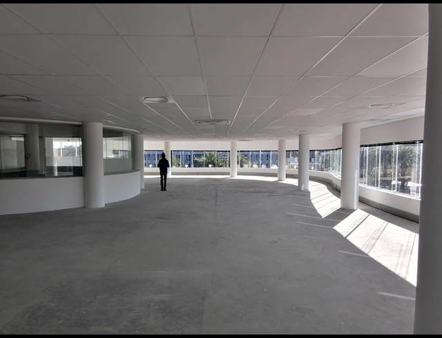 840M² OFFICE TO LET IN TYGER VALLEY