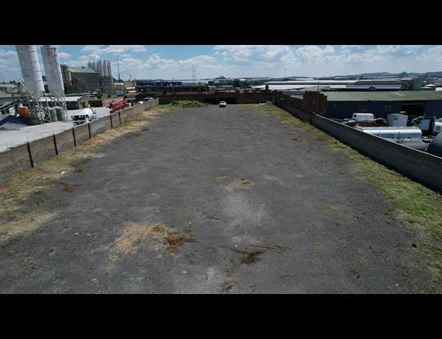 4,289M² INDUSTRIAL YARD TO LET IN ALRODE