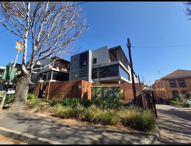267M² OFFICE TO LET IN WAVERLEY